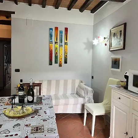 Enjoy Tuscany - Flat In The Center Of Apartment *