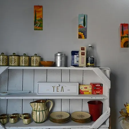 Enjoy Tuscany - Flat In The Center Of Apartment