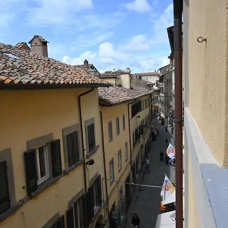 Enjoy Tuscany - Flat In The Center Of Apartment Cortona
